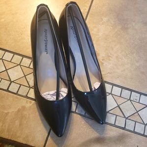 Women dress shoes